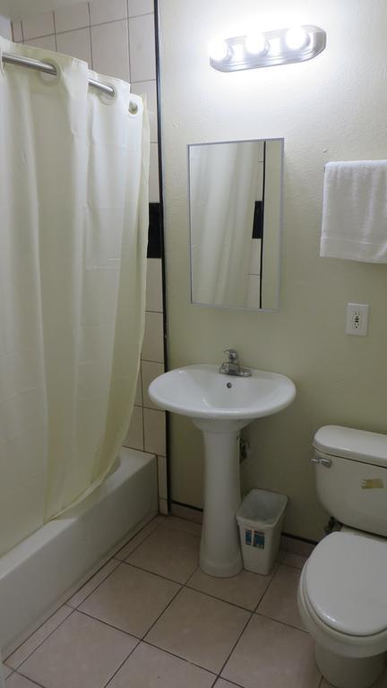 Castaway Motel Orange Luaran gambar