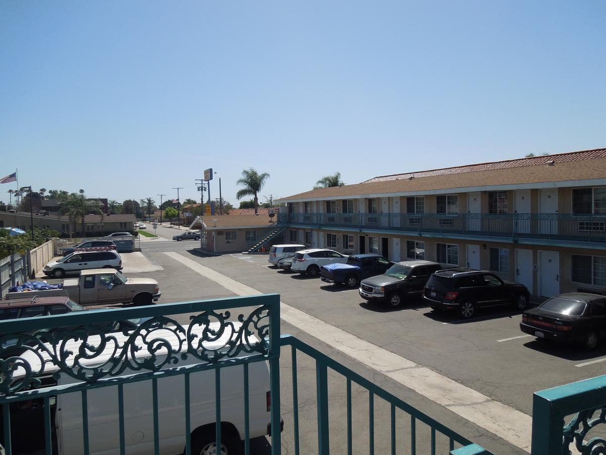 Castaway Motel Orange Luaran gambar